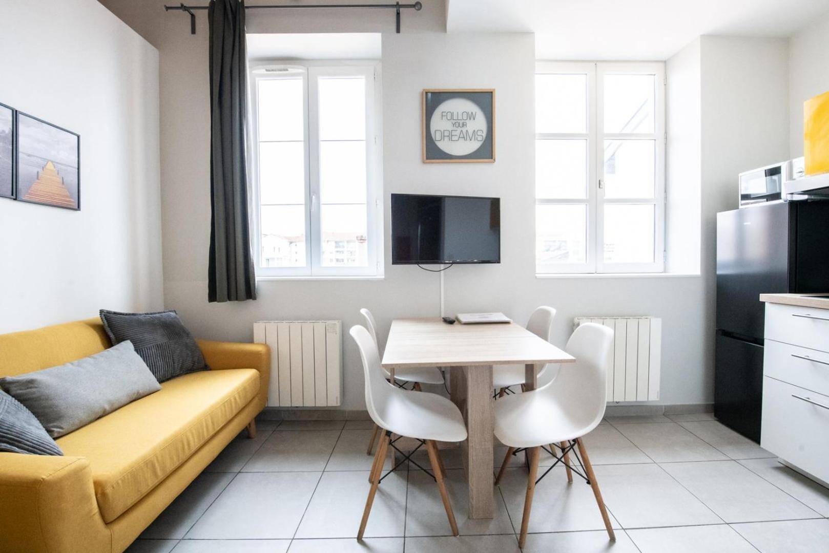 Duplex Scandinave A Cosy Et Calme - Lyon Part-Dieu 외부 사진
